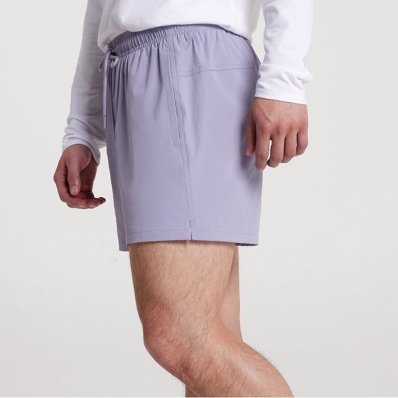 NEW VRST 5” Mesh Lined Shorts w/elastic waist, Func Drawstring, Zip back pocket - Picture 4 of 5